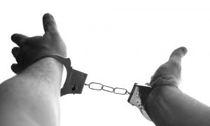 handcuffs-921290_960_720