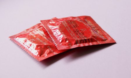 red-condoms-849407_960_720